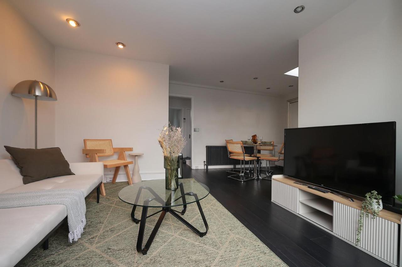 2 Bedroom Chic Apartment With Private Balcony In Notting Hill Лондон Экстерьер фото