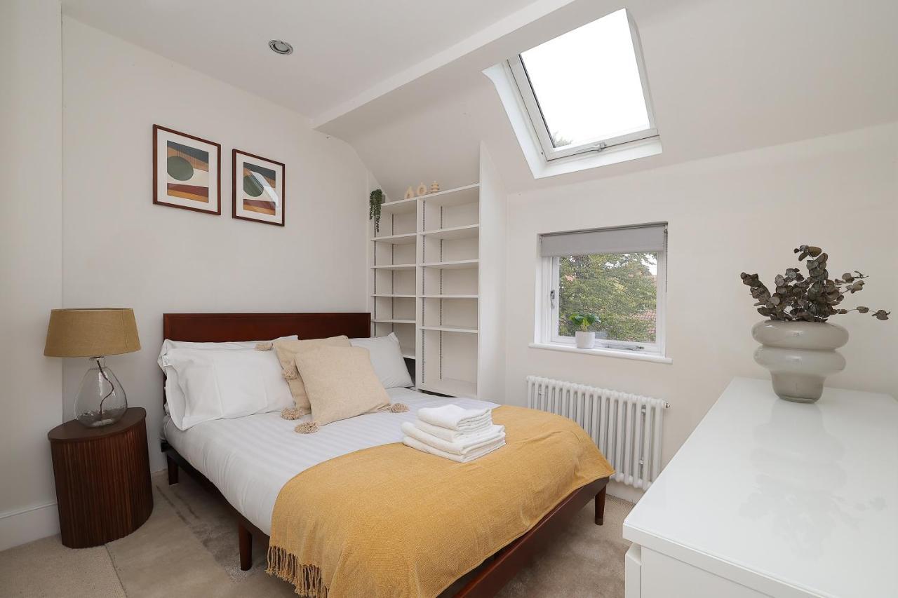 2 Bedroom Chic Apartment With Private Balcony In Notting Hill Лондон Экстерьер фото
